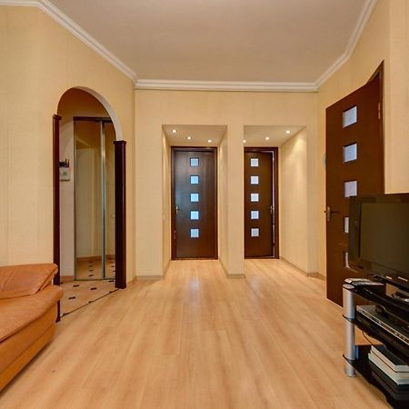 Apartments With Three Rooms On Shevchenko Blvd 키예프 외부 사진