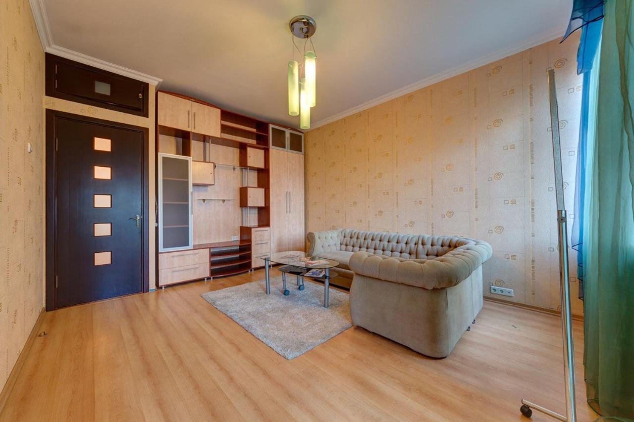 Apartments With Three Rooms On Shevchenko Blvd 키예프 외부 사진